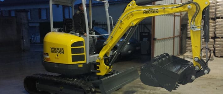 Mini-pelle de chantier