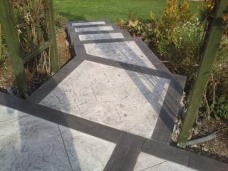 Béton imprimé escalier peau bois