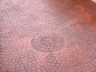 Béton imprimé pavé paris rouge brique anthracite