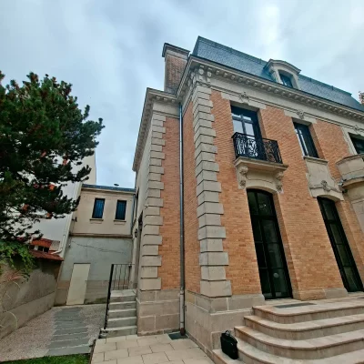 Maison bourgeoise rémoise avant réfection de cheminée