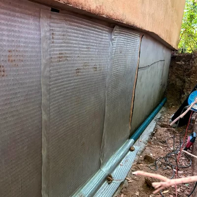 Membrane de drainage sur le soubassement